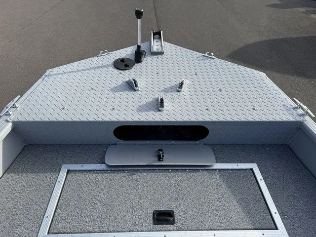 Slide: The Image of Smoker Craft Sportsman 1660 2023 - 11