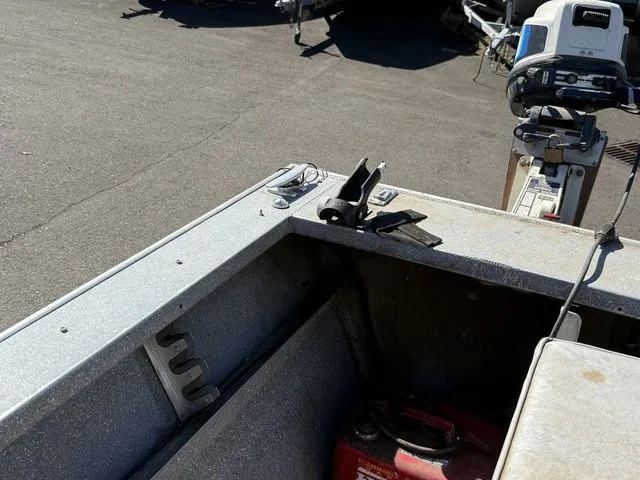 Slide: The Image of Alumaweld Inboard Jet 18' 1977 - 24