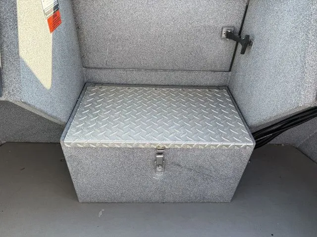 Slide: The Image of Alumaweld Stryker 20' 2004 - 11