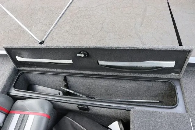 Slide: The Image of Ranger Boats 178C 2020 - 17