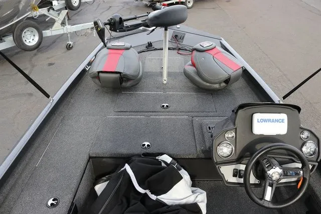 Slide: The Image of Ranger Boats 178C 2020 - 9