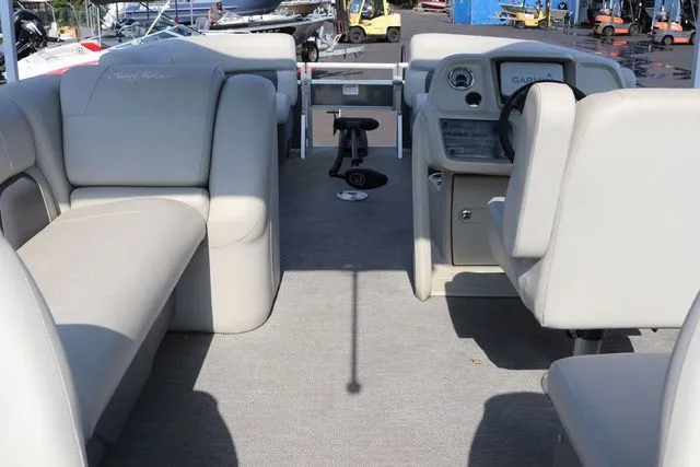 Slide: The Image of SunChaser Vista Fish 20' Pontoon 2021 - 6