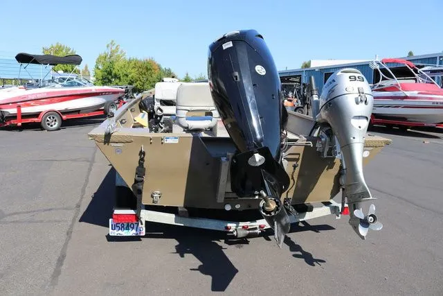 Slide: The Image of Smoker Craft Sportsman 1866 2022 - 14