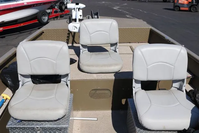 Slide: The Image of Smoker Craft Sportsman 1866 2022 - 4