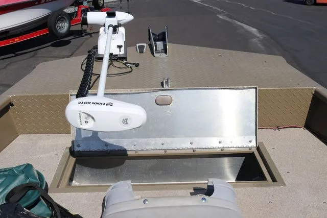 Slide: The Image of Smoker Craft Sportsman 1866 2022 - 6