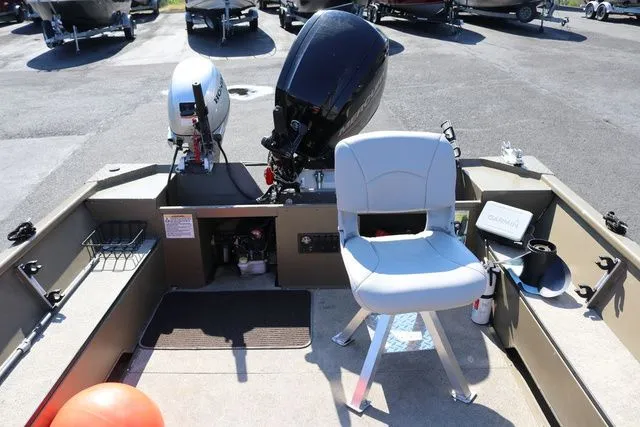 Slide: The Image of Smoker Craft Sportsman 1866 2022 - 8