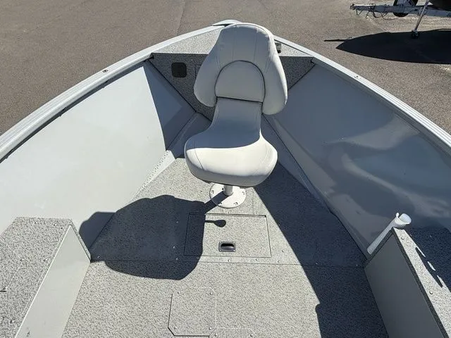 Slide: The Image of Smoker Craft Freedom 16' 2022 - 4