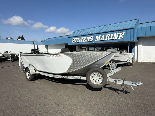 Slide: The Image of Smoker Craft Pro Vee 18' 2021 - 26