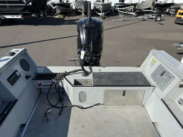 Slide: The Image of Smoker Craft Pro Vee 18' 2021 - 8