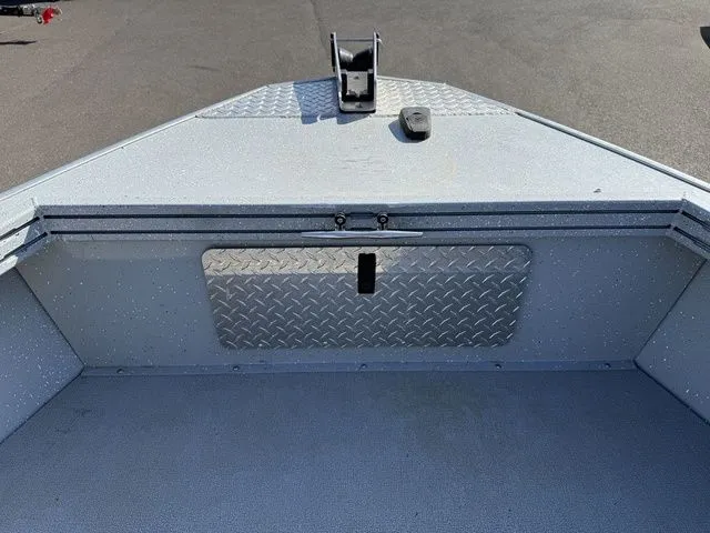 Slide: The Image of Smoker Craft Pro Vee 18' 2021 - 9