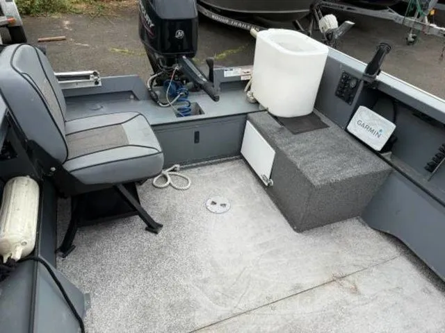 Slide: The Image of Alumaweld Adventurer 18 2021 - 7