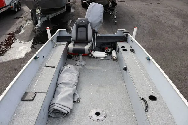 Slide: The Image of Lund 1600 Fury 16' 2015 - 9