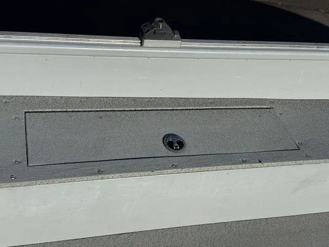 Slide: The Image of Smoker Craft Freedom 16' 2015 - 21