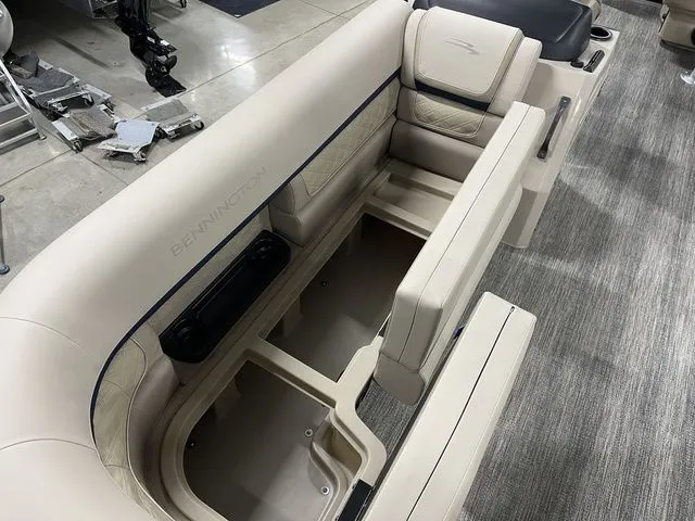 Slide: The Image of Bennington S L-Bench 20 SL 2026 - 14