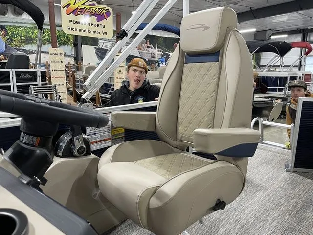 Slide: The Image of Bennington S L-Bench 20 SL 2026 - 20