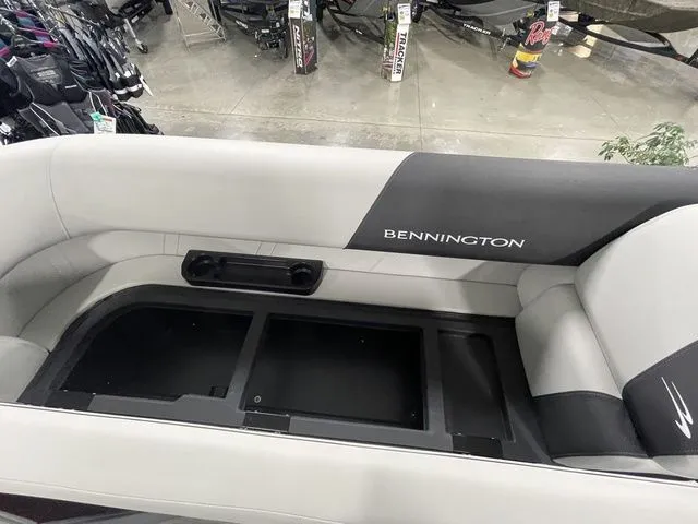 Slide: The Image of Bennington S L-Bench 20 SL 2026 - 16