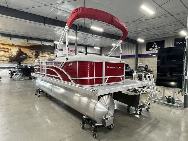 Slide: The Image of Bennington S L-Bench 20 SL 2026 - 9