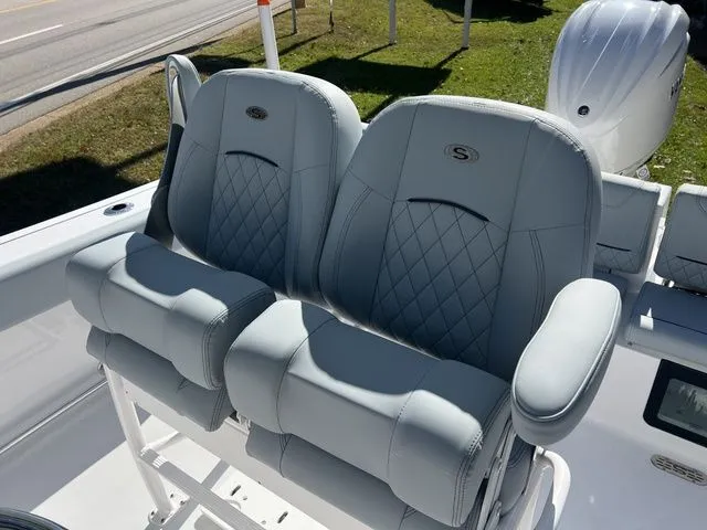 Slide: The Image of Sportsman Heritage 231 Center Console 2026 - 6