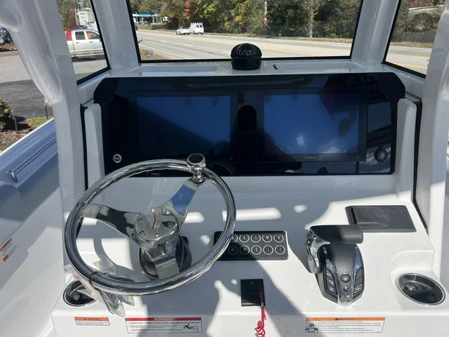 Slide: The Image of Sportsman Heritage 231 Center Console 2026 - 8