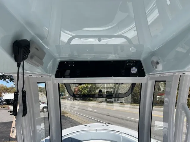 Slide: The Image of Sportsman Heritage 231 Center Console 2026 - 9