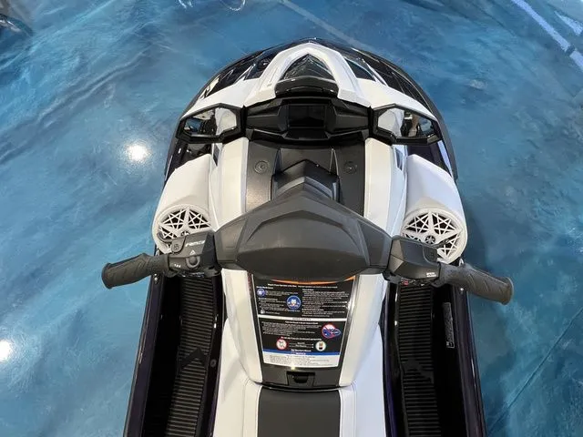 Slide: The Image of Yamaha WaveRunner VX 2026 - 7
