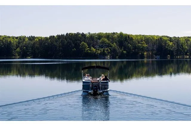 Slide: The Image of Crest CLASSIC FISH 200 C4 W/60HP 2023 - 5