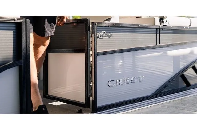 Slide: The Image of Crest CLASSIC FISH 200 C4 W/60HP 2023 - 9