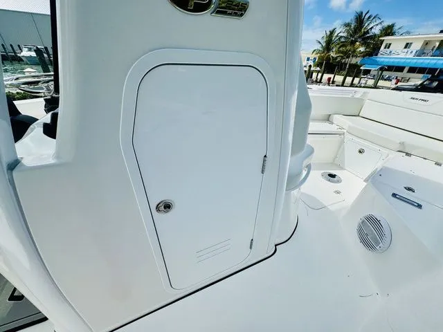 Slide: The Image of Sea Pro 245FLX Sandbar 2026 - 15