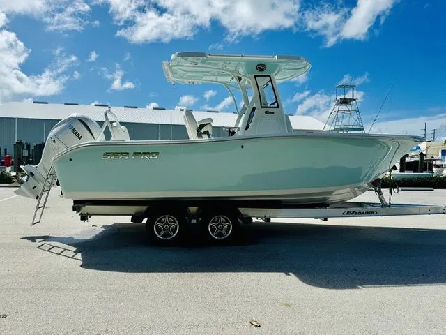 Slide: The Image of Sea Pro 245FLX Sandbar 2026 - 21