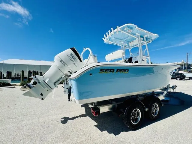 Slide: The Image of Sea Pro 225FLX Sandbar 2026 - 19