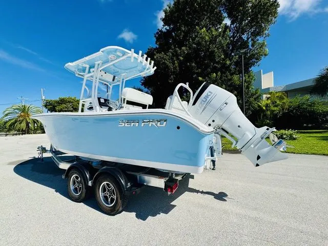 Slide: The Image of Sea Pro 225FLX Sandbar 2026 - 3
