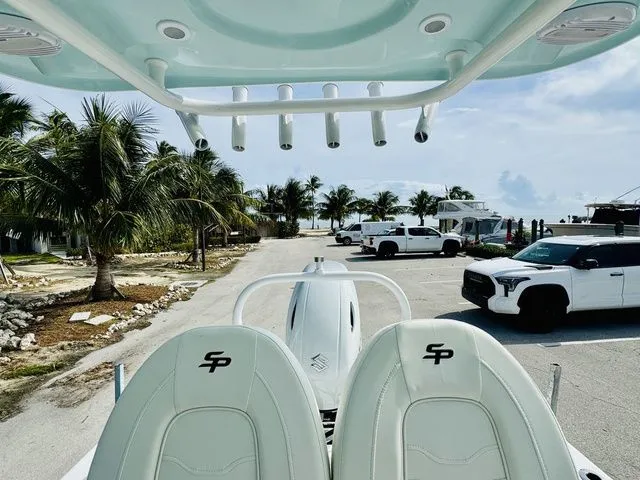 Slide: The Image of Sea Pro 210 DLX 2026 - 8