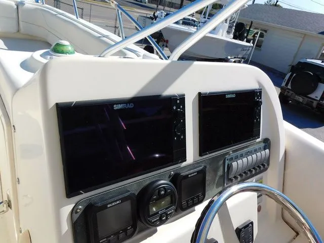 Slide: The Image of World Cat 250DC 2006 - 18