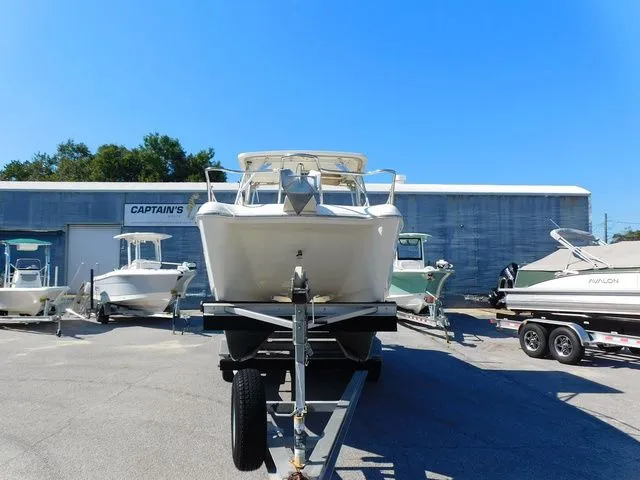 Slide: The Image of World Cat 250DC 2006 - 4