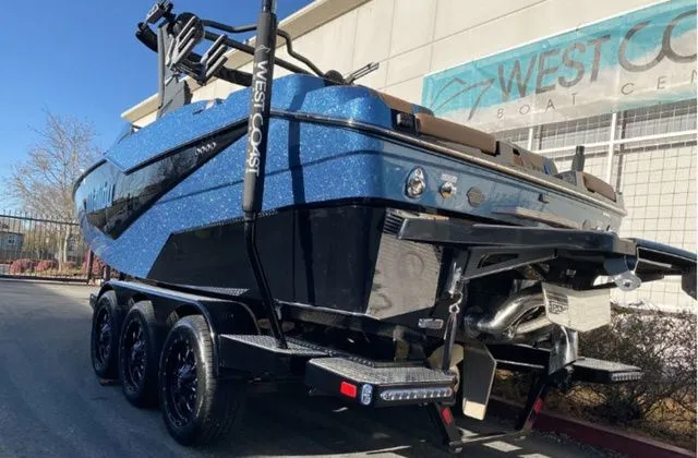 Slide: The Image of Malibu M230 2025 - 6