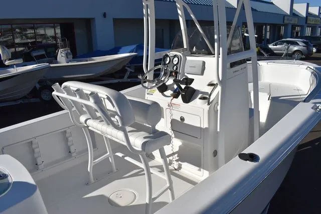 Slide: The Image of Sea Hunt Triton 210 2014 - 13