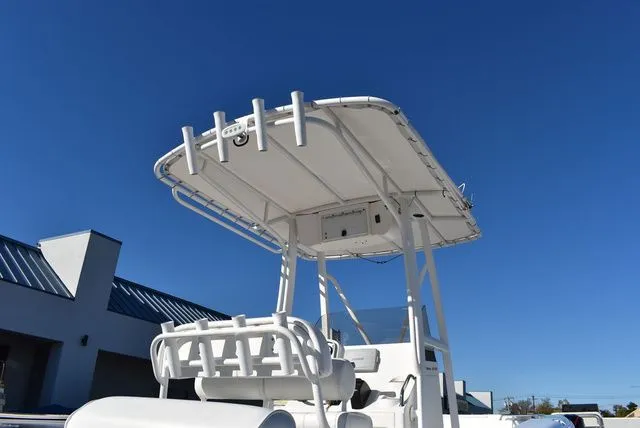 Slide: The Image of Sea Hunt Triton 210 2014 - 14