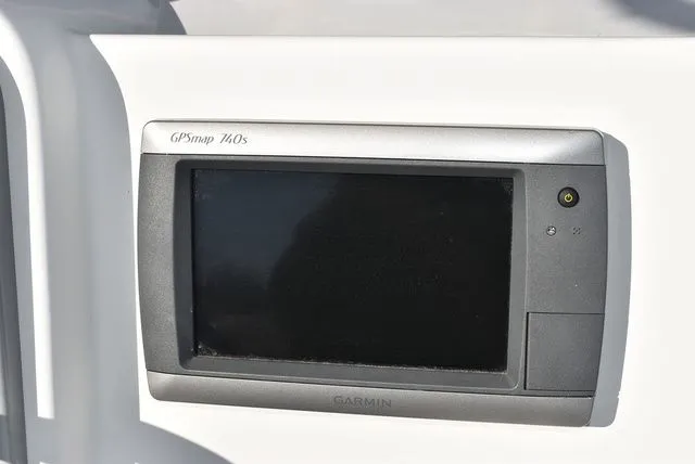 Slide: The Image of Sea Hunt Triton 210 2014 - 20