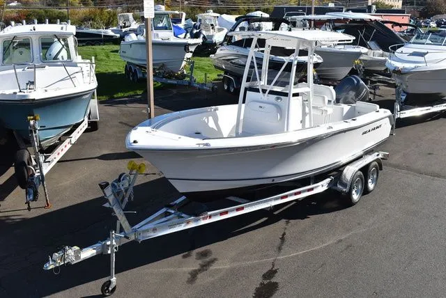 Slide: The Image of Sea Hunt Triton 210 2014 - 6