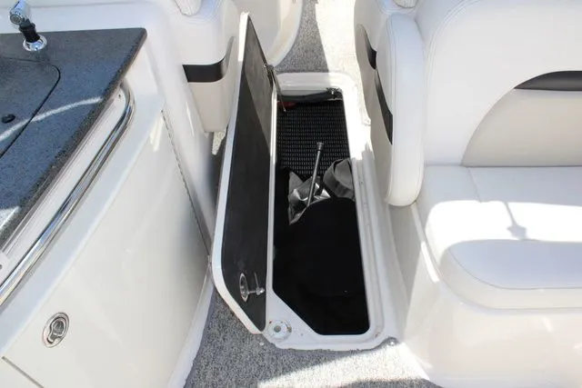 Slide: The Image of Chaparral 287 Sport Boat 2014 - 20