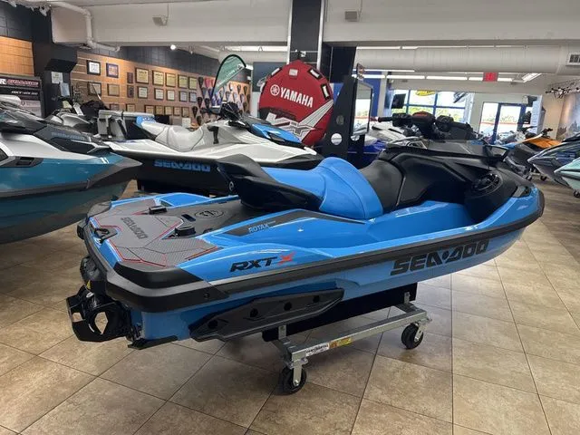 Slide: The Image of Sea-Doo RXT-X 2026 - 7