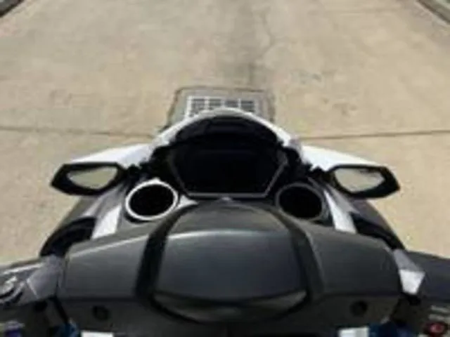 Slide: The Image of Yamaha FX Cruiser HO 2026 - 13