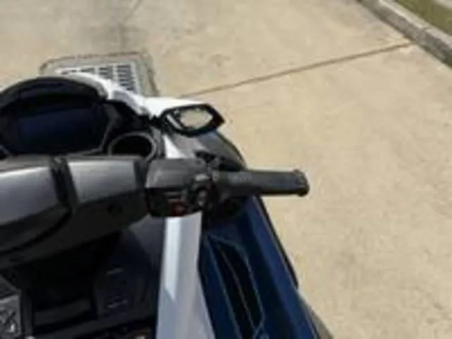 Slide: The Image of Yamaha FX Cruiser HO 2026 - 14