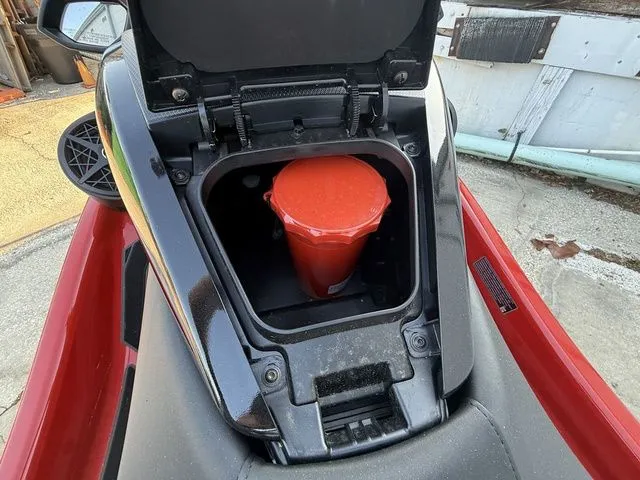 Slide: The Image of Yamaha FX Cruiser HO 2026 - 7