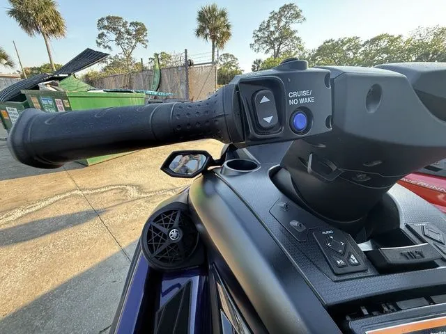 Slide: The Image of Yamaha FX SVHO 2026 - 8