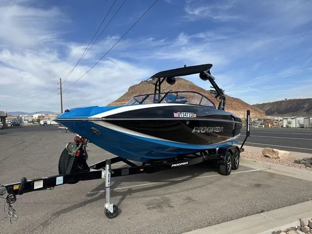 Slide: The Image of Moomba Mojo 2017 - 4