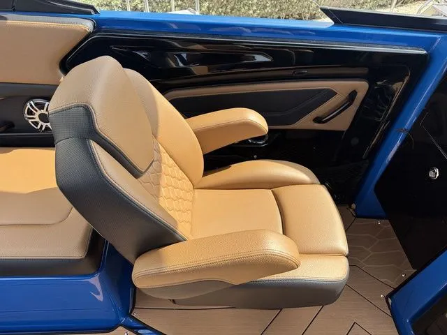 Slide: The Image of Yamaha 255XD 2026 - 19