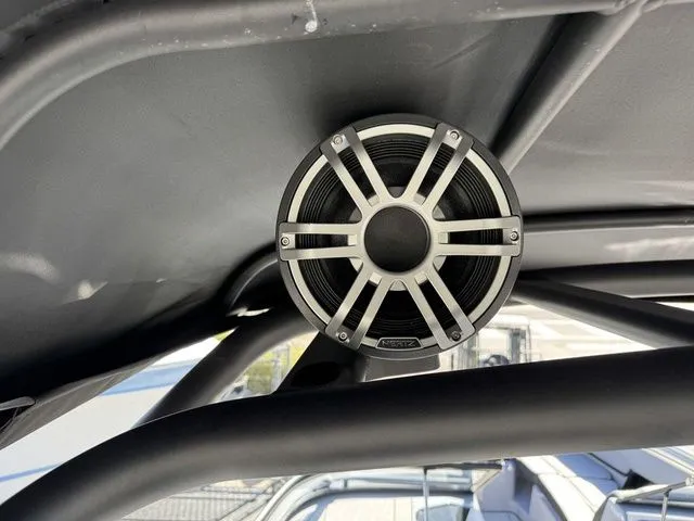 Slide: The Image of Yamaha 255XD 2026 - 11