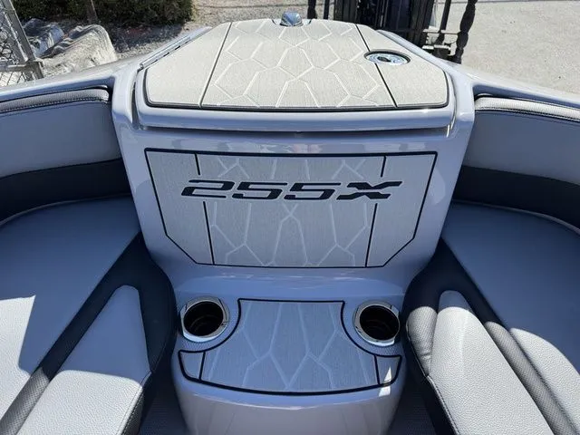 Slide: The Image of Yamaha 255XD 2026 - 29