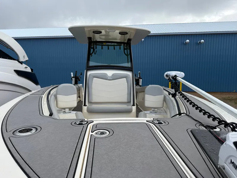 Slide: The Image of Scout 255 LXF 2021 - 13